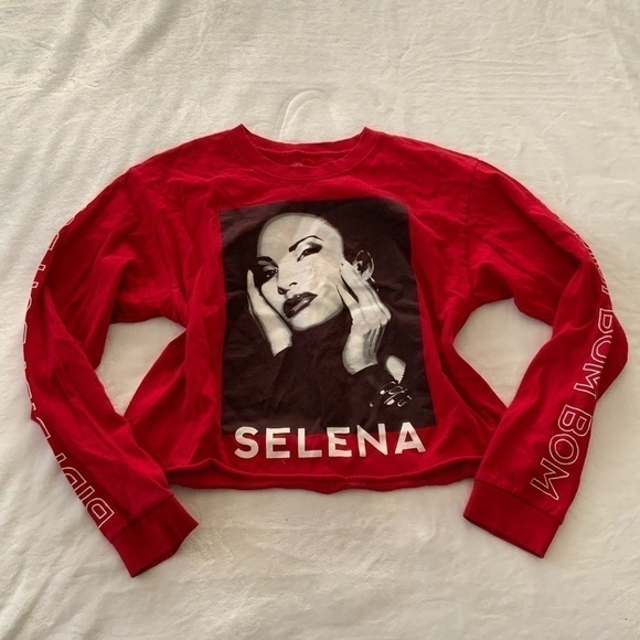 𝅺SELENA Bidi Bidi Bom Bom Cropped Tee - Picture 1 of 4